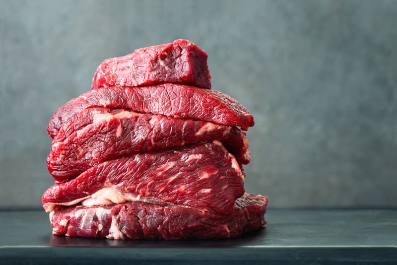 How to Choose a B2B Meat Supplier in Europe — 7 Key Factors